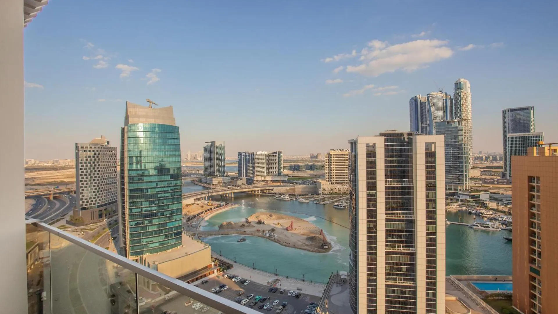 Sleek Studio Apartment Mag 318 Dubai
